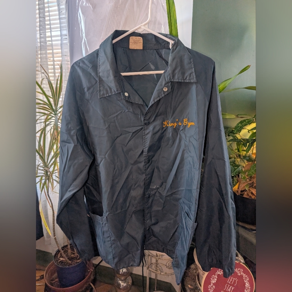 Vintage 80s Auburn Sportswear Nylon Jacket Blue KINGS GYM Windbreaker Streetwear
